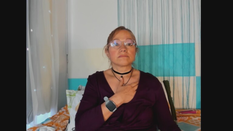 AnthonellaMature's Streamate show and profile