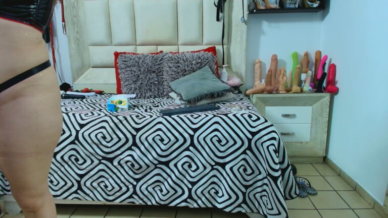 MoiraDevil's Streamate show and profile