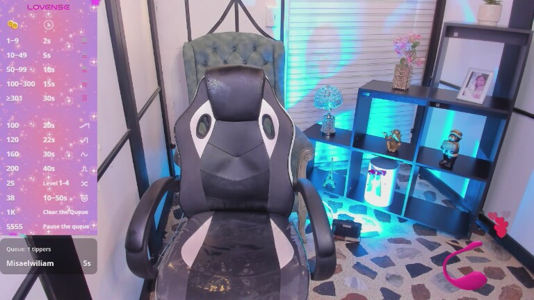 NahomiiRichards's Streamate show and profile