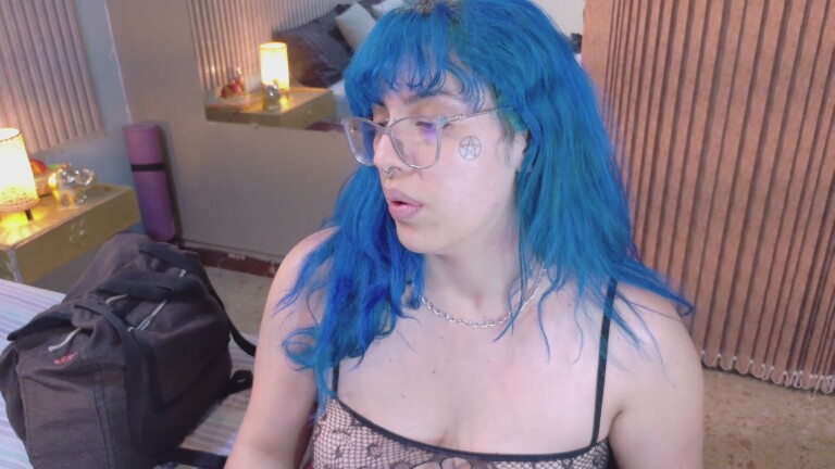 EliFlores's Streamate show and profile