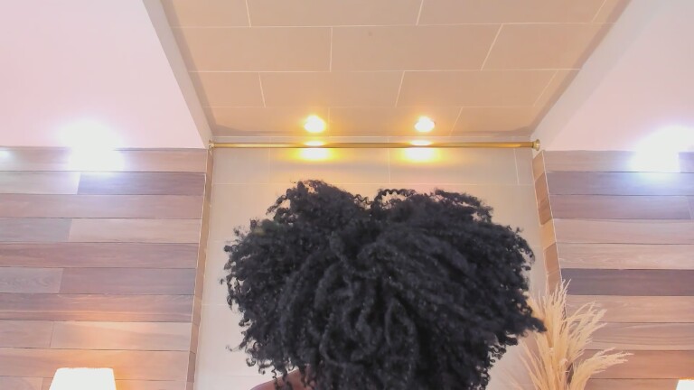 YaraDavis's Streamate show and profile