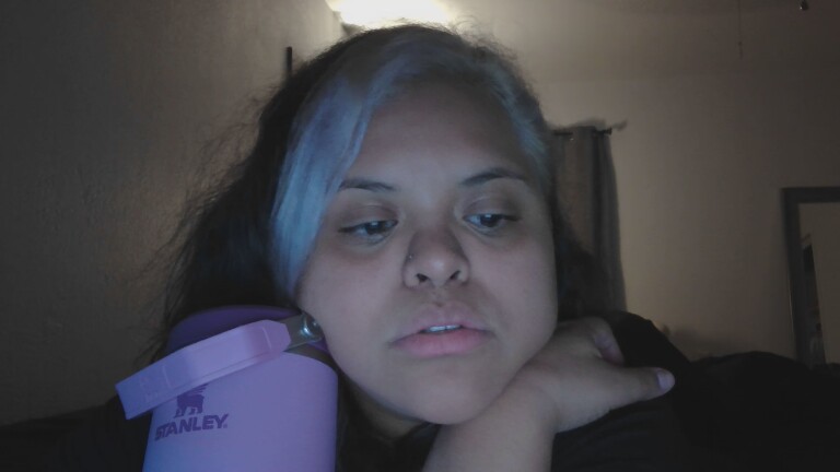 CutieIsMean's Streamate show and profile