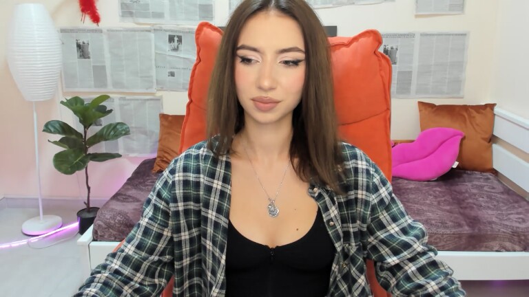 SarahTray's Streamate show and profile