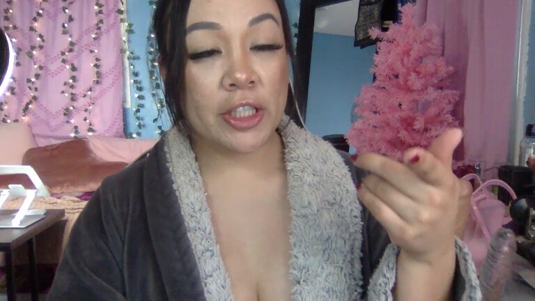 LanaLynnCouture's Streamate show and profile