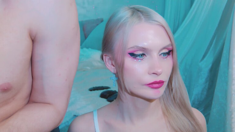 DenLina's Streamate show and profile