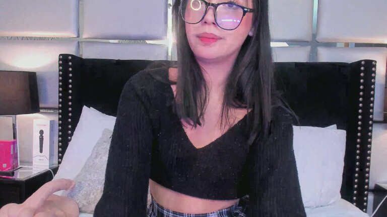 EmilyBlack69's Streamate show and profile