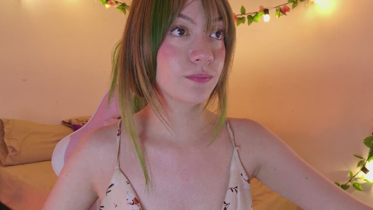 JulieDiamondGB's Streamate show and profile