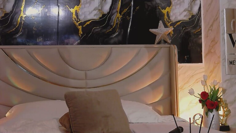 KIMBERLYI's Streamate show and profile