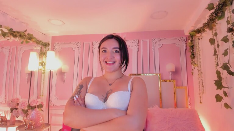 NaraSuarez's Streamate show and profile