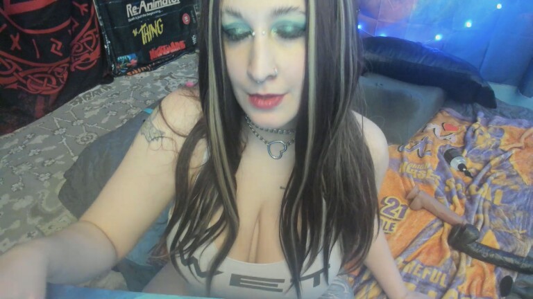 ShaeWednesday's Streamate show and profile