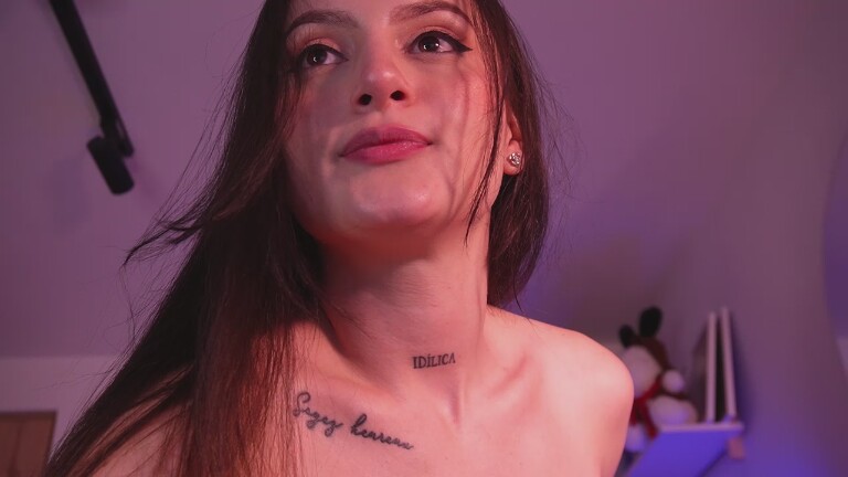 IsabellaCrz's Streamate show and profile