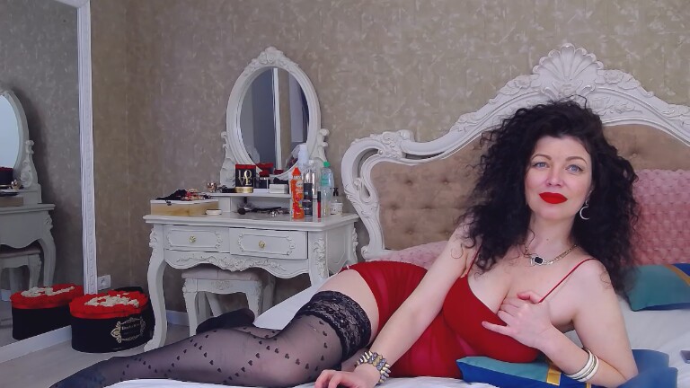 NataliaRed's Streamate show and profile