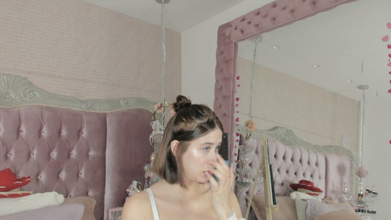 AlejandraLee's Streamate show and profile