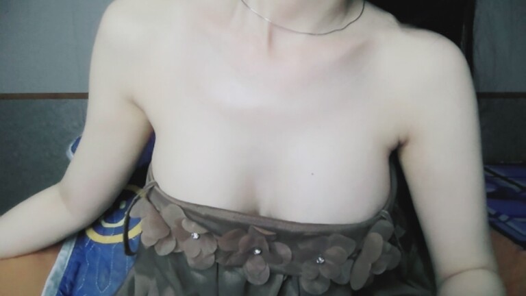 SelenaBee's Streamate show and profile