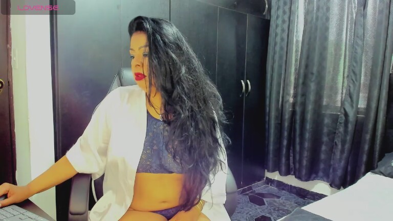 Stellar_moonxtx's Streamate show and profile