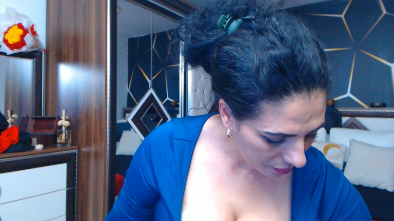 Curly_Sexy's Streamate show and profile