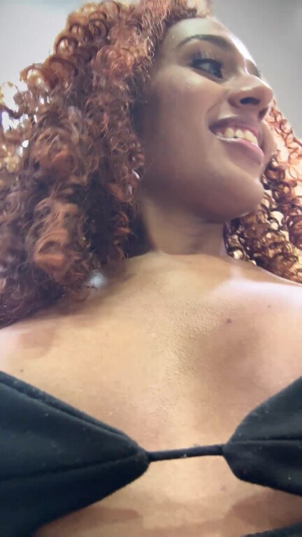 MaiaCox's Streamate show and profile