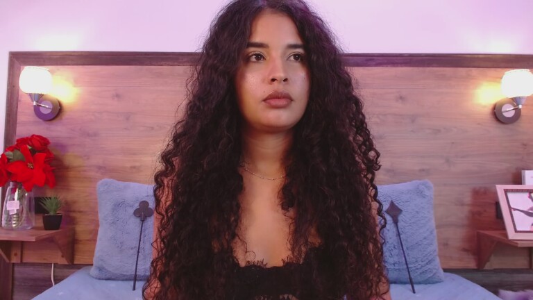 ARIANNACUTE's Streamate show and profile