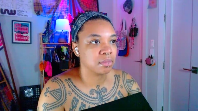 em0tits98's Streamate show and profile