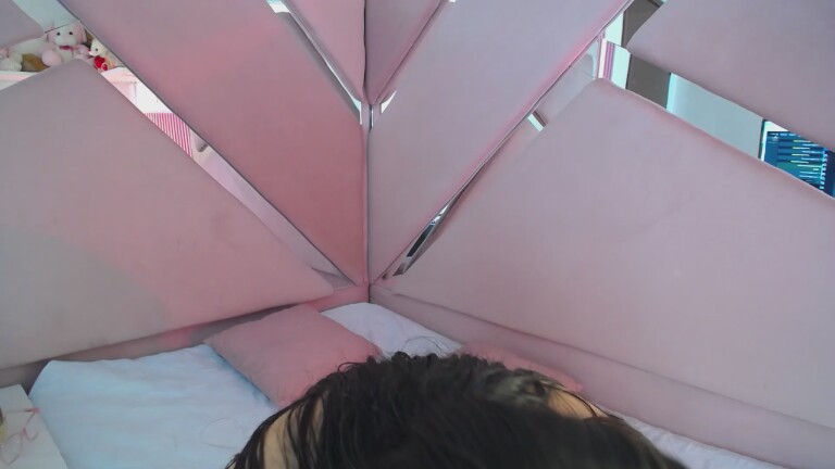 MiaGarcia28's Streamate show and profile