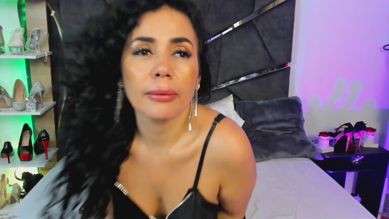 CatlinBouuvier's Streamate show and profile