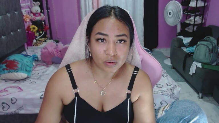 sofiaxxDreams's Streamate show and profile