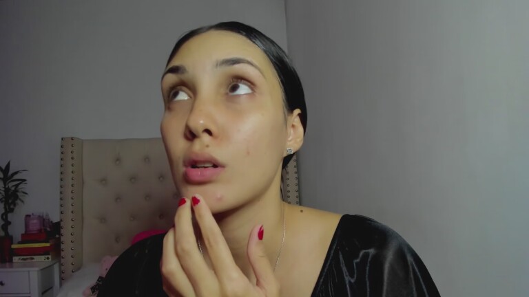 SoyLili's Streamate show and profile