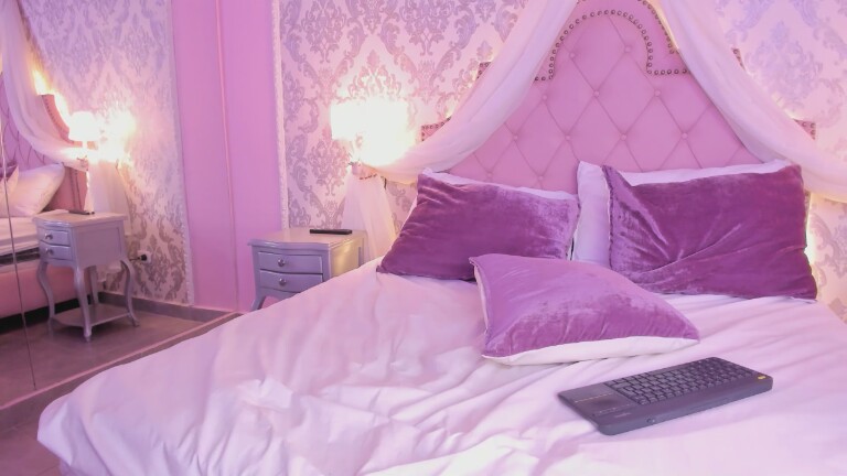 CelesteCox's Streamate show and profile