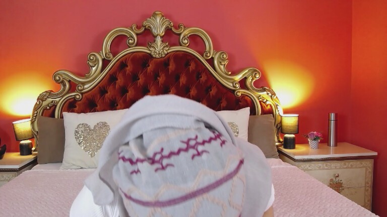 ANNALYAx's Streamate show and profile