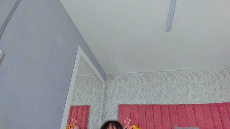 ThaniaHill's Streamate show and profile