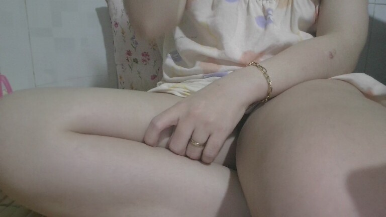 Lina_Beii's Streamate show and profile