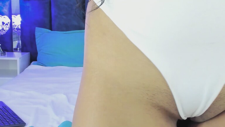 MartiinaFox's Streamate show and profile