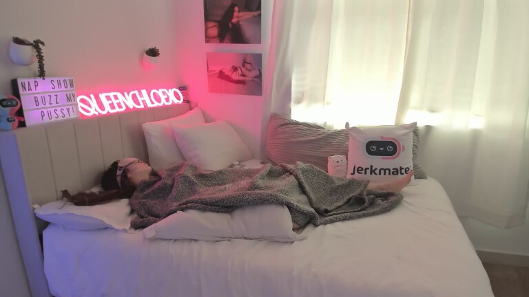 QueenChloeXO's Streamate show and profile