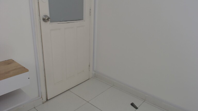 EllieBella's Streamate show and profile