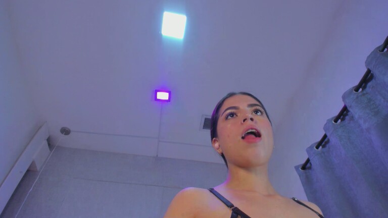 DulceMufinn's Streamate show and profile