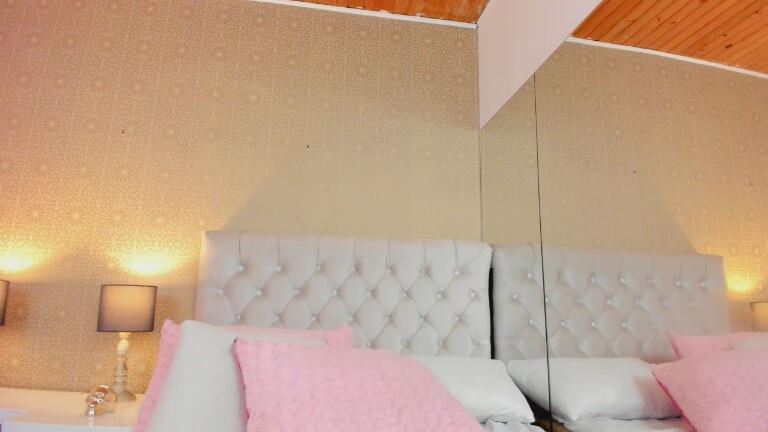 AnitaVega's Streamate show and profile