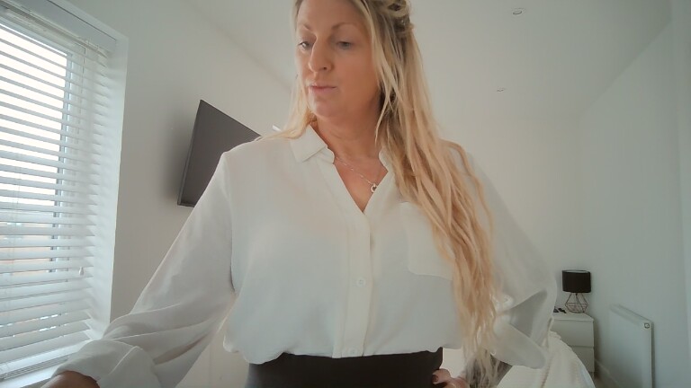 TallulahRoseX's Streamate show and profile