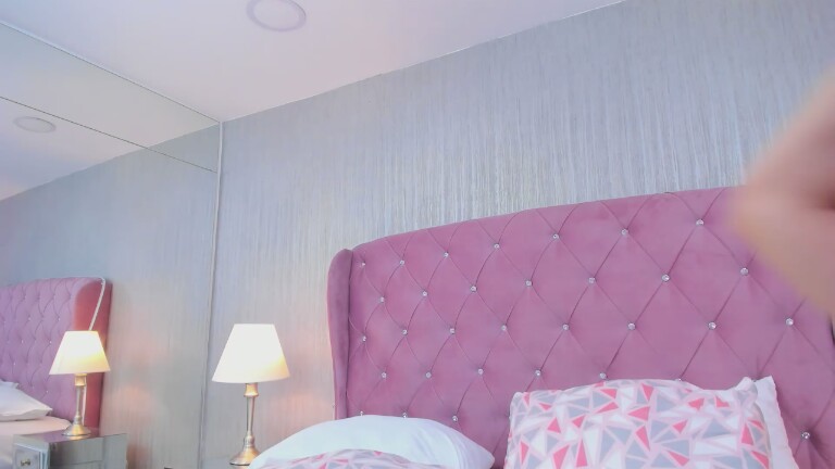 CrystalDavis's Streamate show and profile