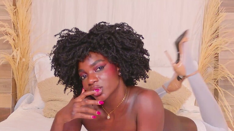 YaraDavis's Streamate show and profile