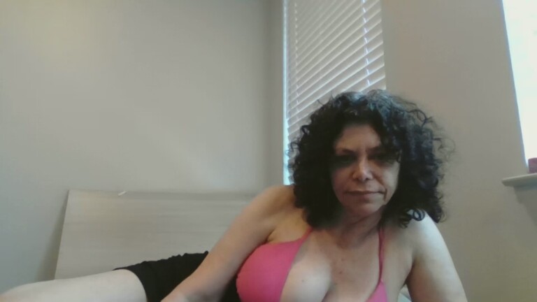 VivienneVale's Streamate show and profile