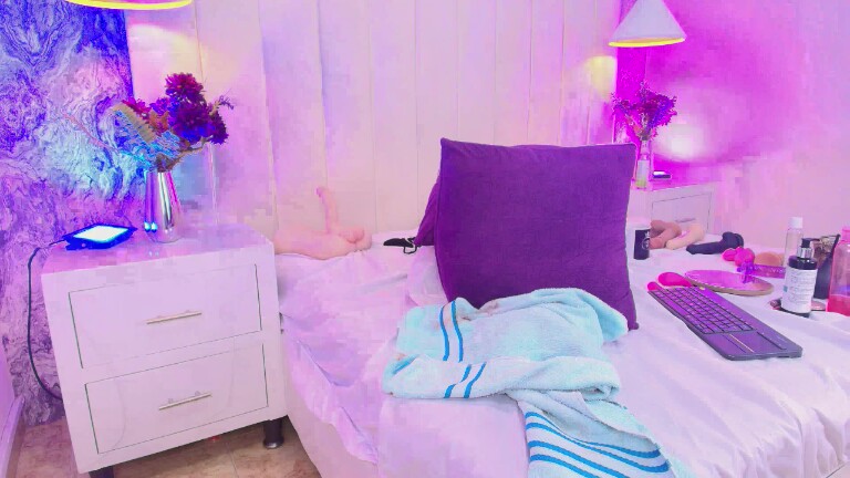 Tessalove_606's Streamate show and profile