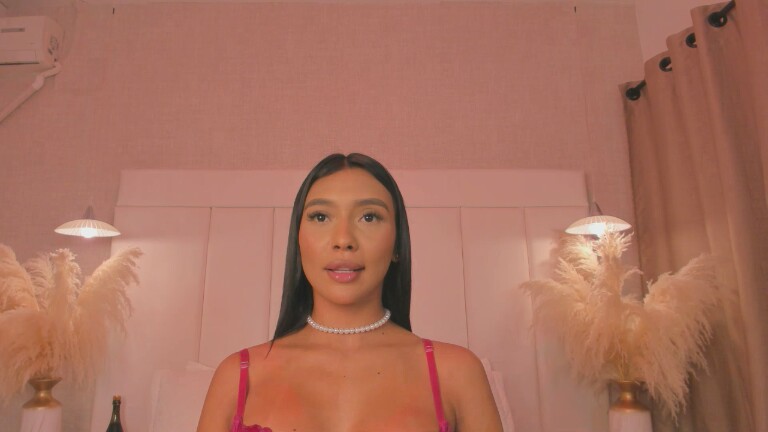 NikoJhon's Streamate show and profile