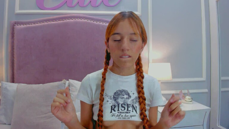 LeaThomsonn's Streamate show and profile