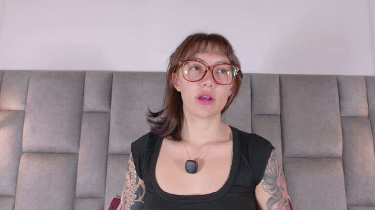 Isabella_Stewart's Streamate show and profile