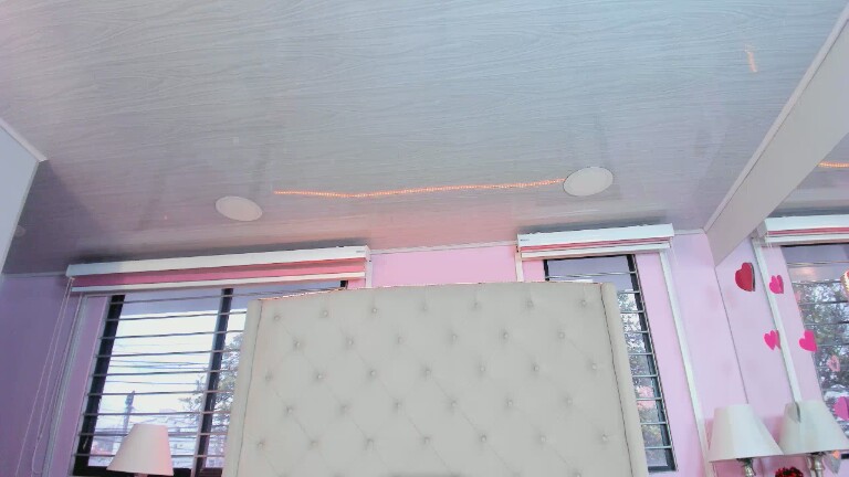 ScarlettLeBlanc's Streamate show and profile