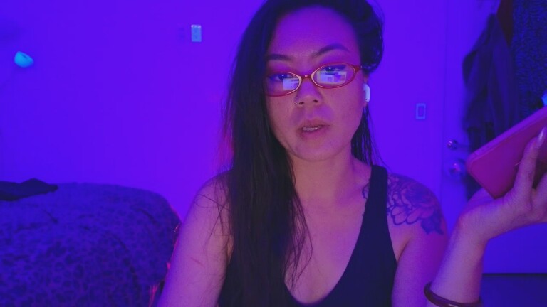 PriestessWu's Streamate show and profile