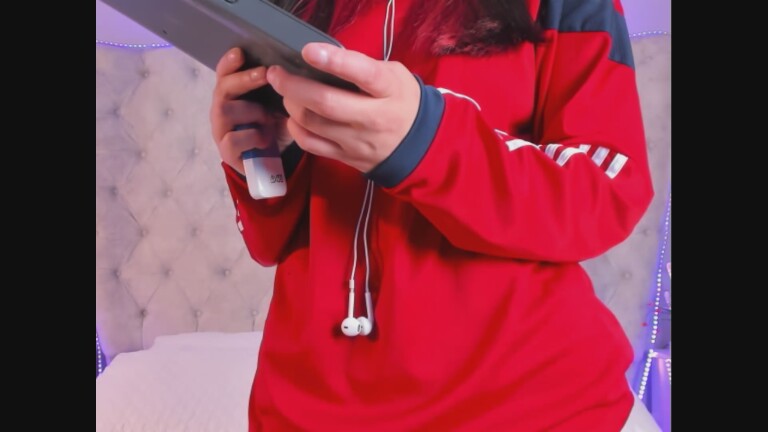 dafne_bss's Streamate show and profile