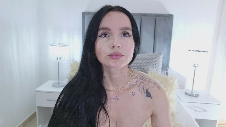 Sweetssinn's Streamate show and profile