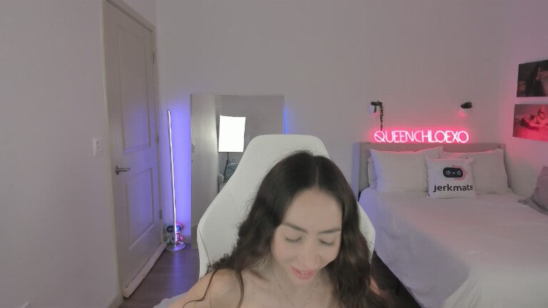 QueenChloeXO's Streamate show and profile