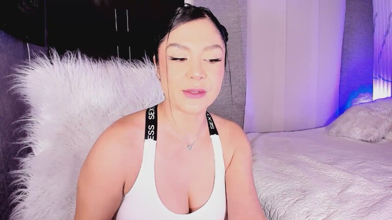 AntonellaaFerrer's Streamate show and profile